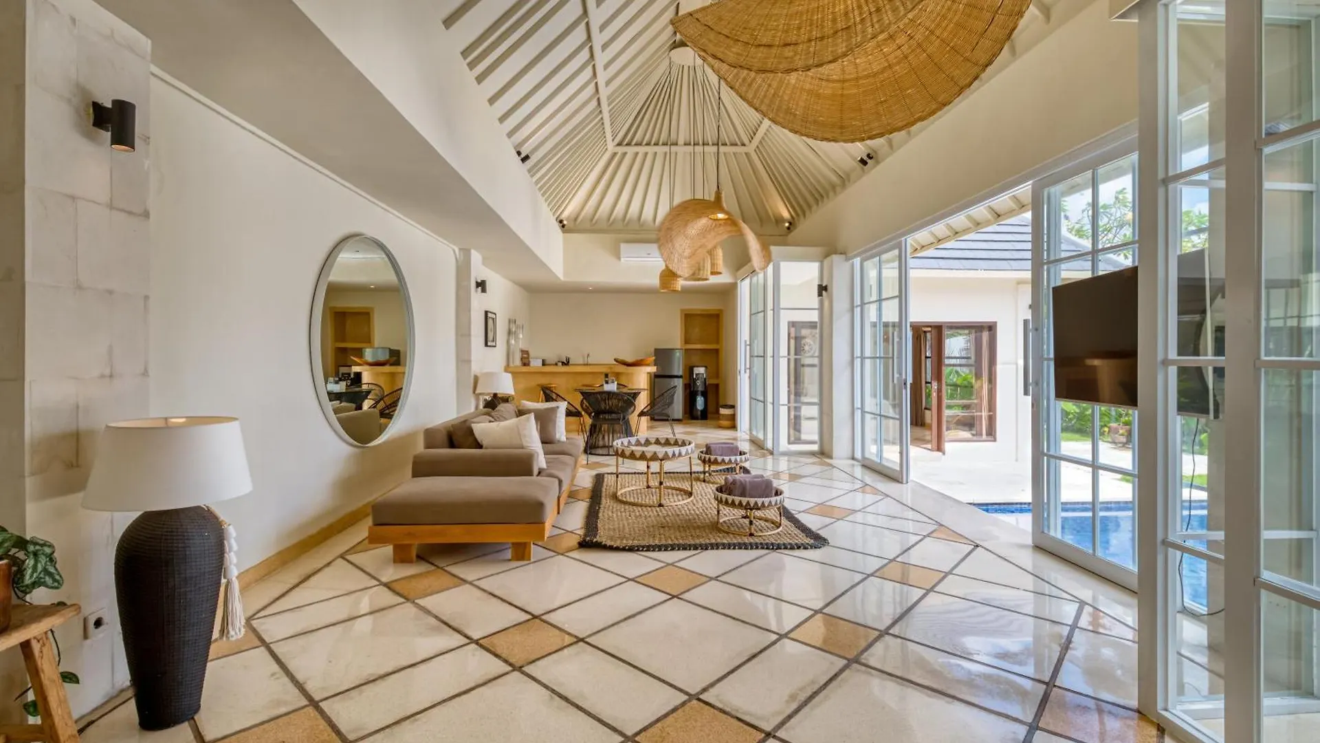 Villa Kota Seminyak 2Br And Private Pool At Casa Benita location